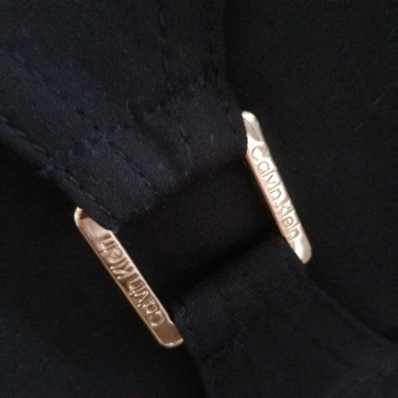 🆕️⬇️Calvin Klein Black Utility Drawstring Vest - Picture 5 of 16